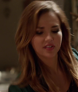 90210-S05E10-075.jpg