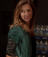 90210-S05E10-077.jpg
