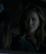 90210-S05E10-107.jpg