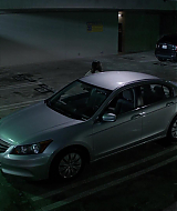 90210-S05E10-113.jpg