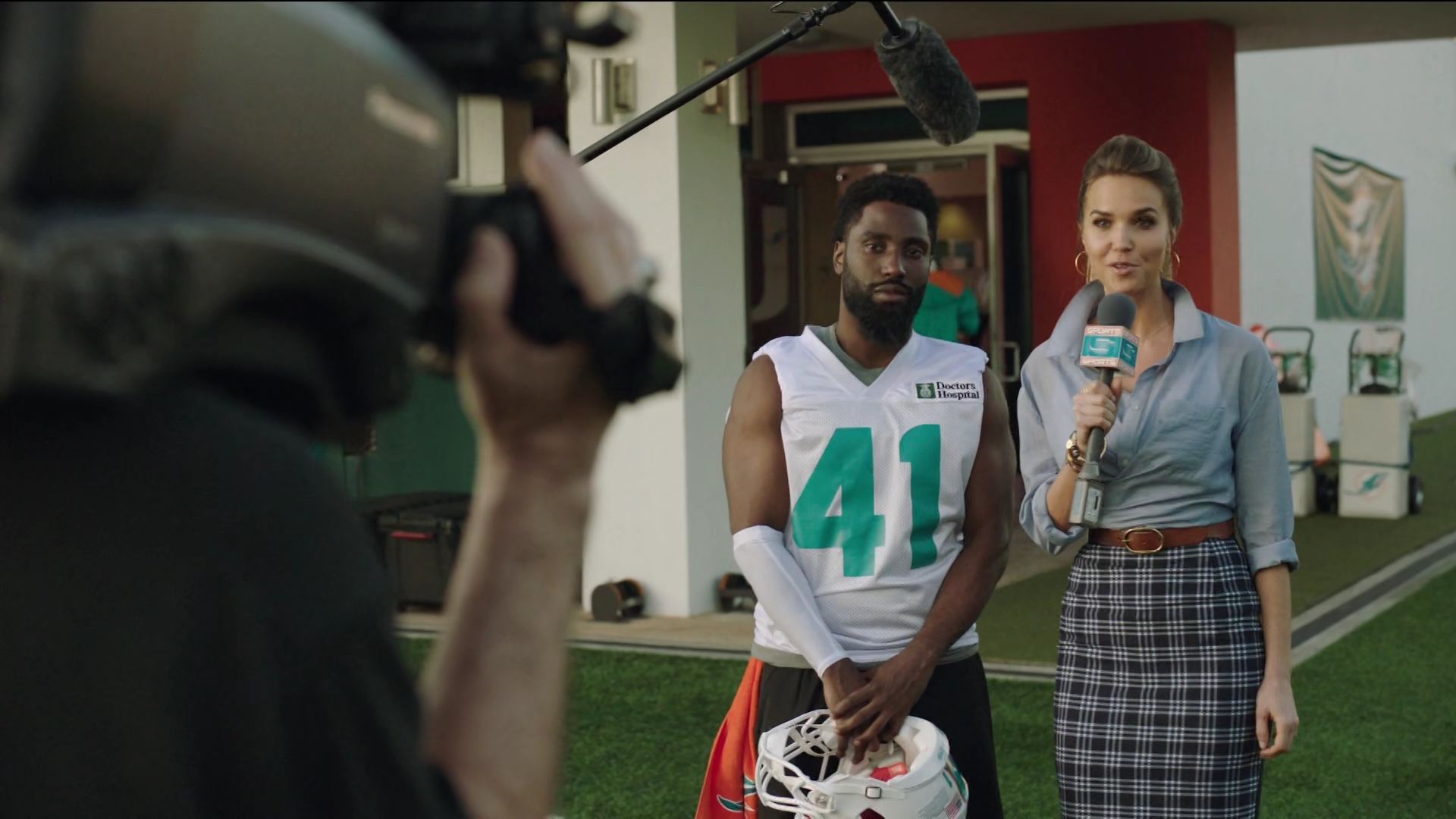 Ballers-S01E02-24.jpg