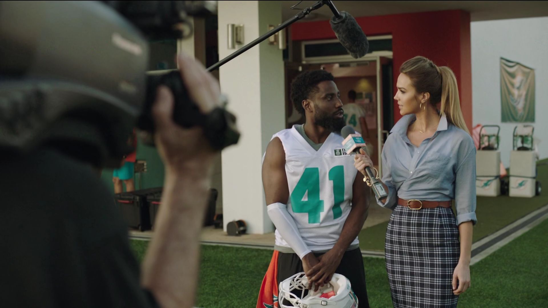Ballers-S01E02-30.jpg