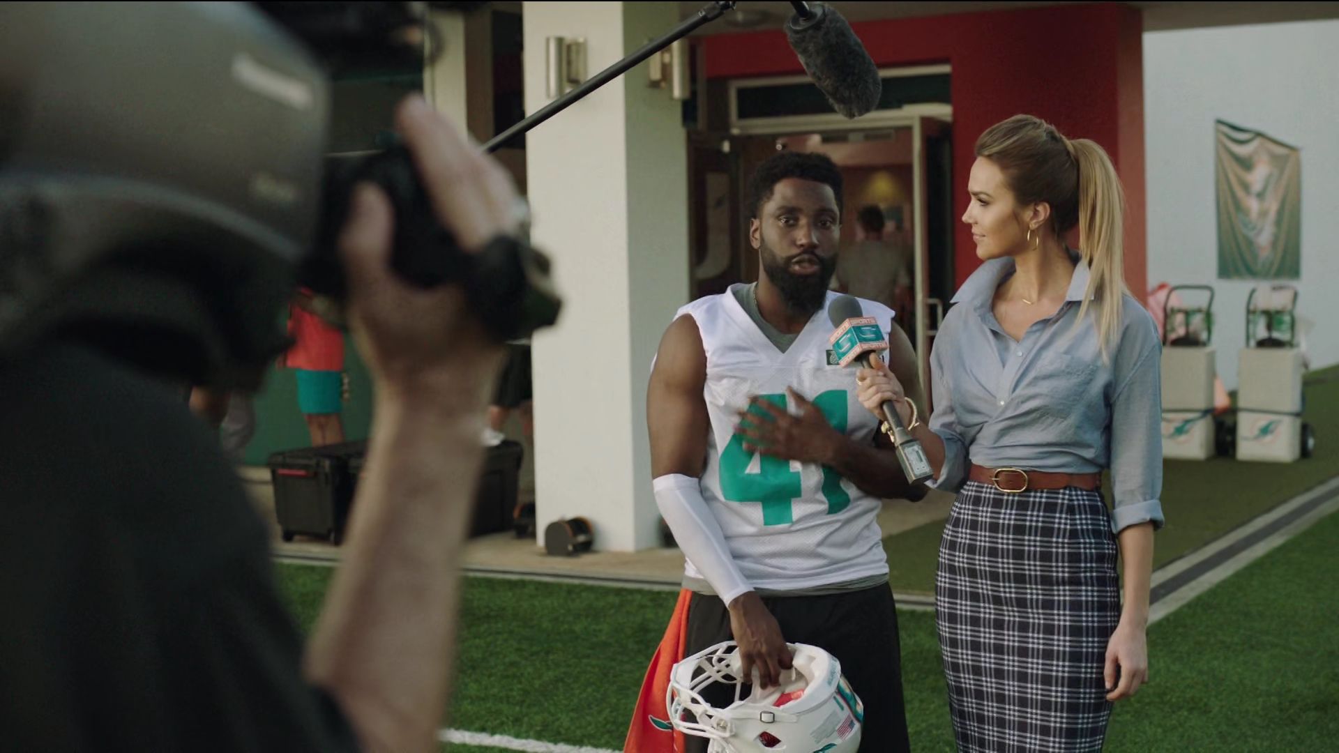 Ballers-S01E02-36.jpg