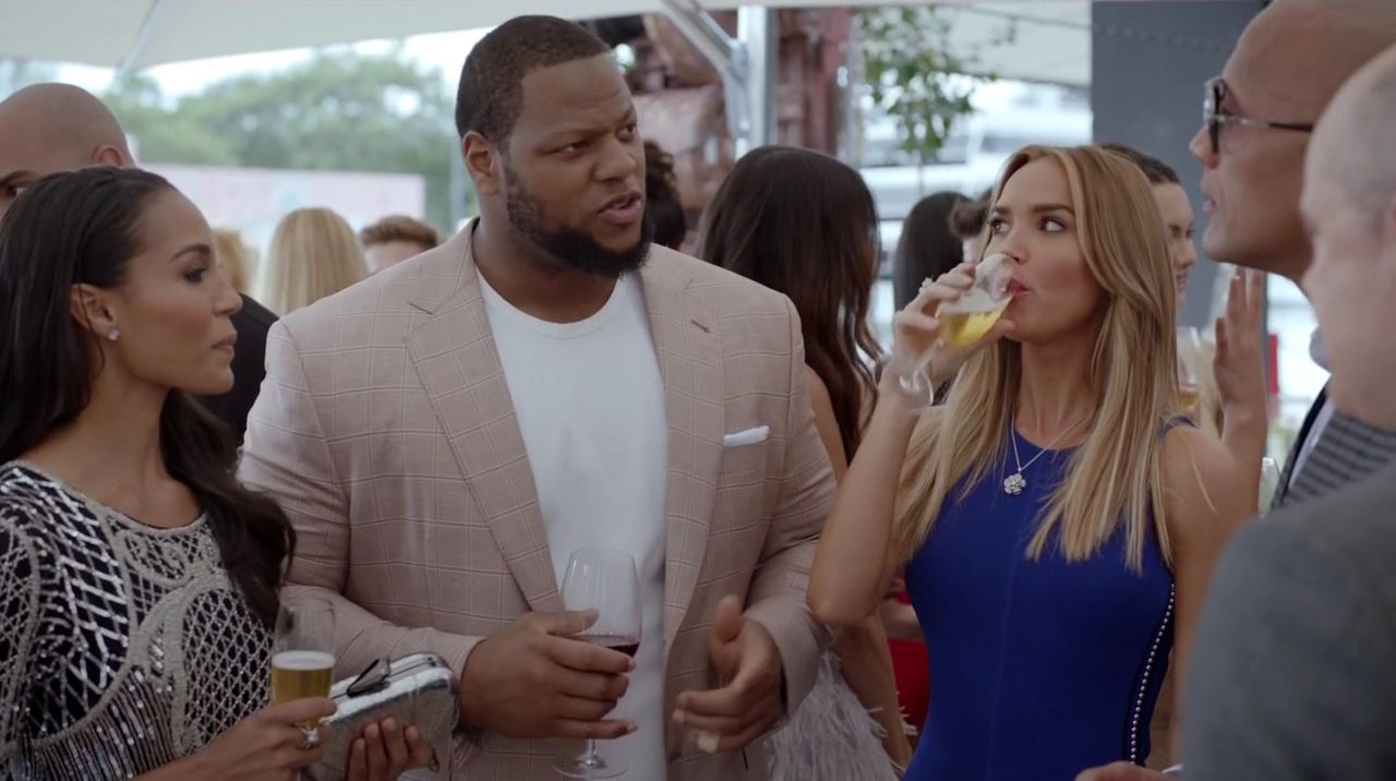 Ballers-S02E01-07.jpg