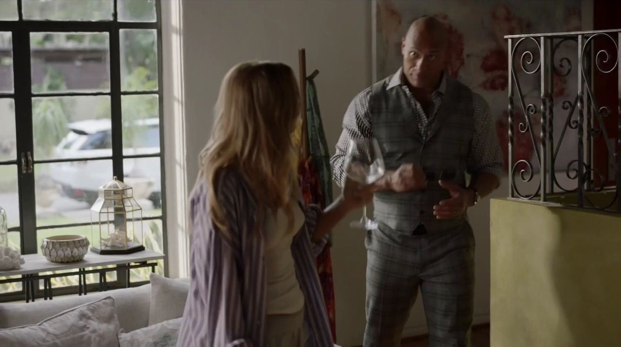 Ballers-S02E02-082.jpg