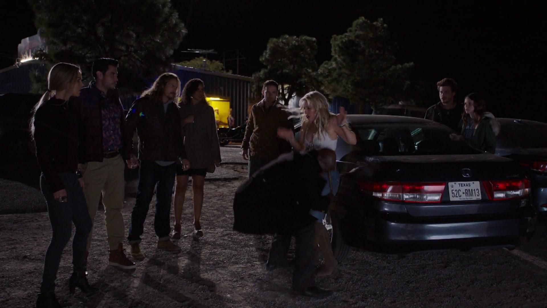 MidnightTexasS01E04-198.jpg