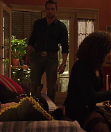 MidnightTexasS01E10-122.jpg