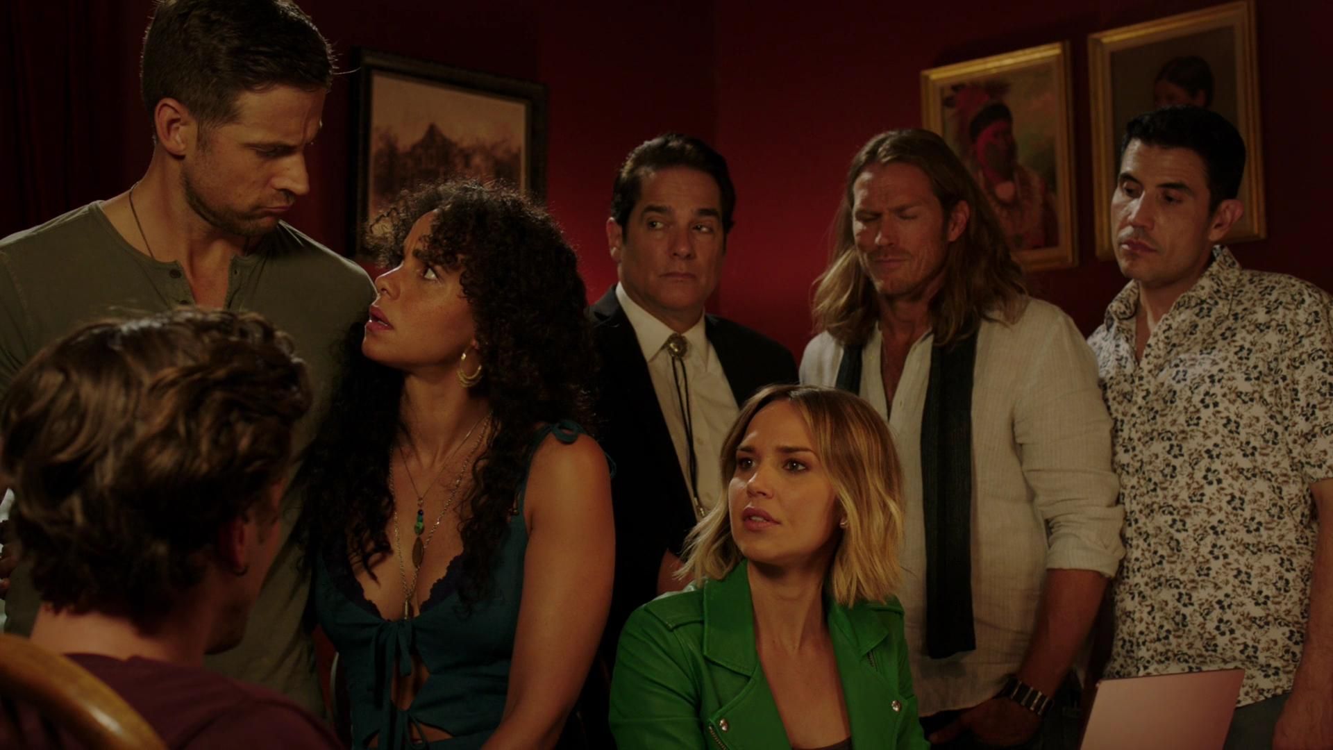 MidnightTexas-S02E01-049.jpg