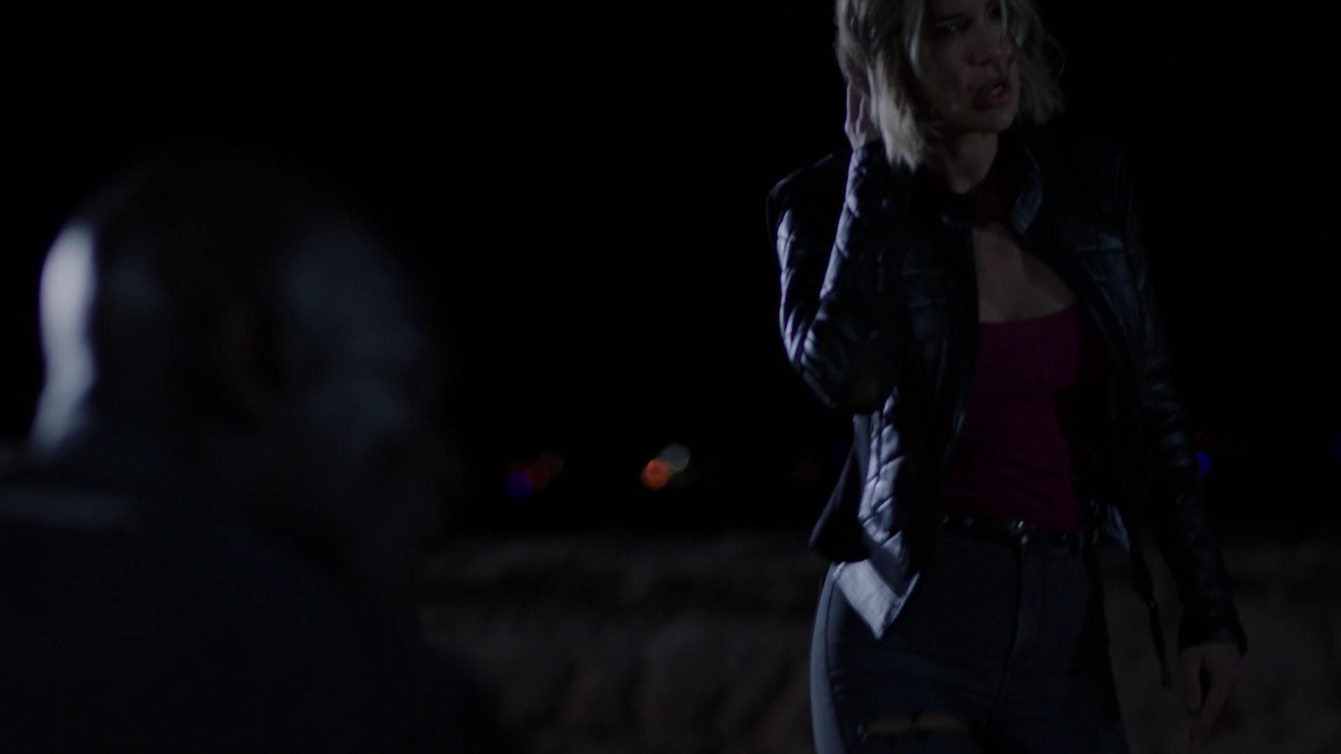 MidnightTexas-S02E01-265.jpg