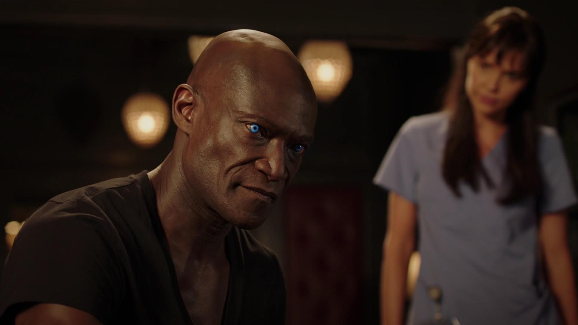 MidnightTexas-S02E02-137.jpg