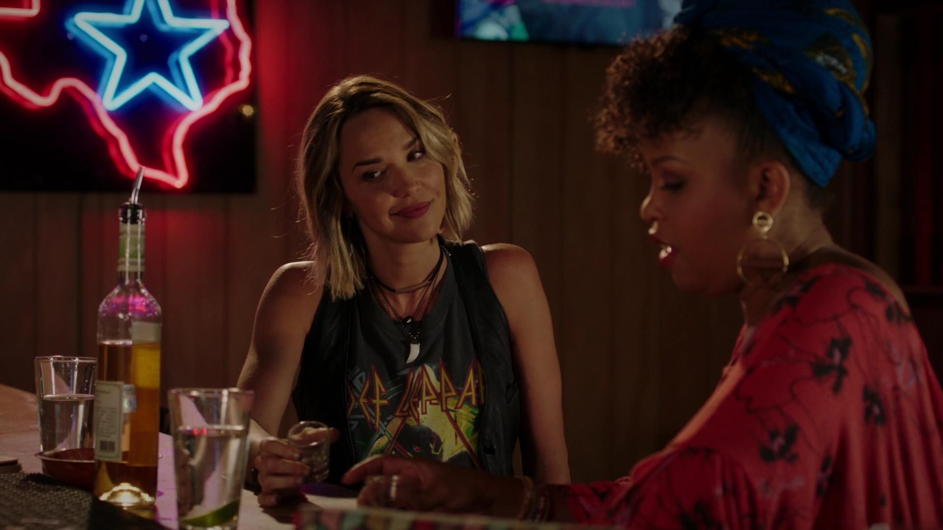 MidnightTexas-S02E03-110.jpg