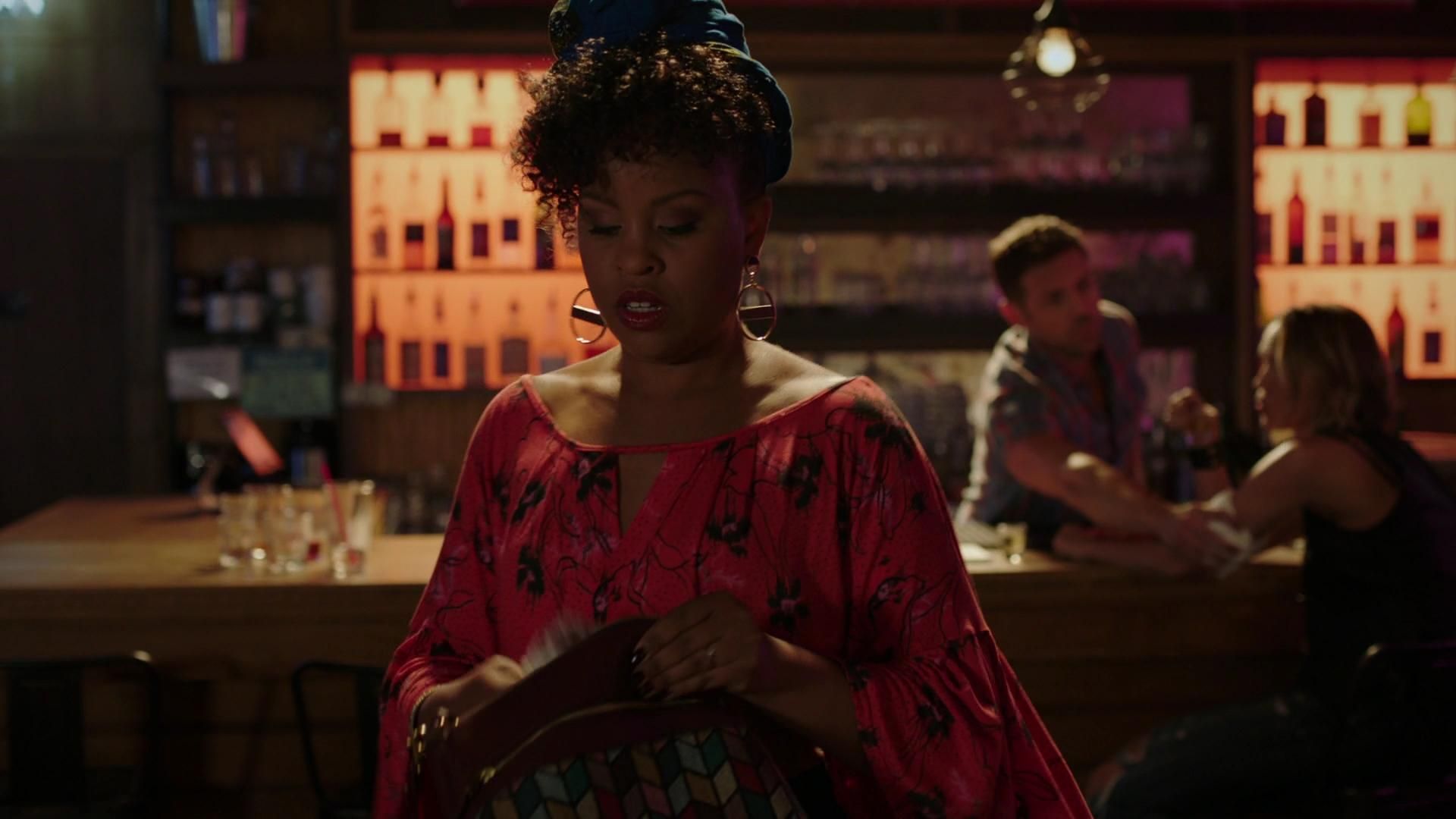 MidnightTexas-S02E03-143.jpg