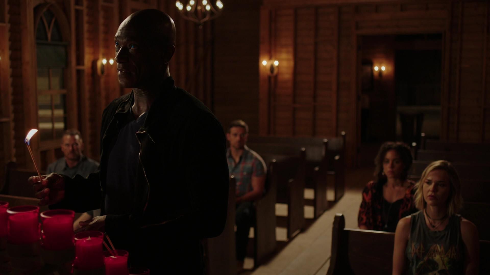 MidnightTexas-S02E03-202.jpg
