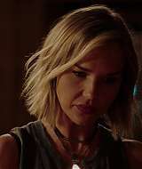 MidnightTexas-S02E03-208.jpg
