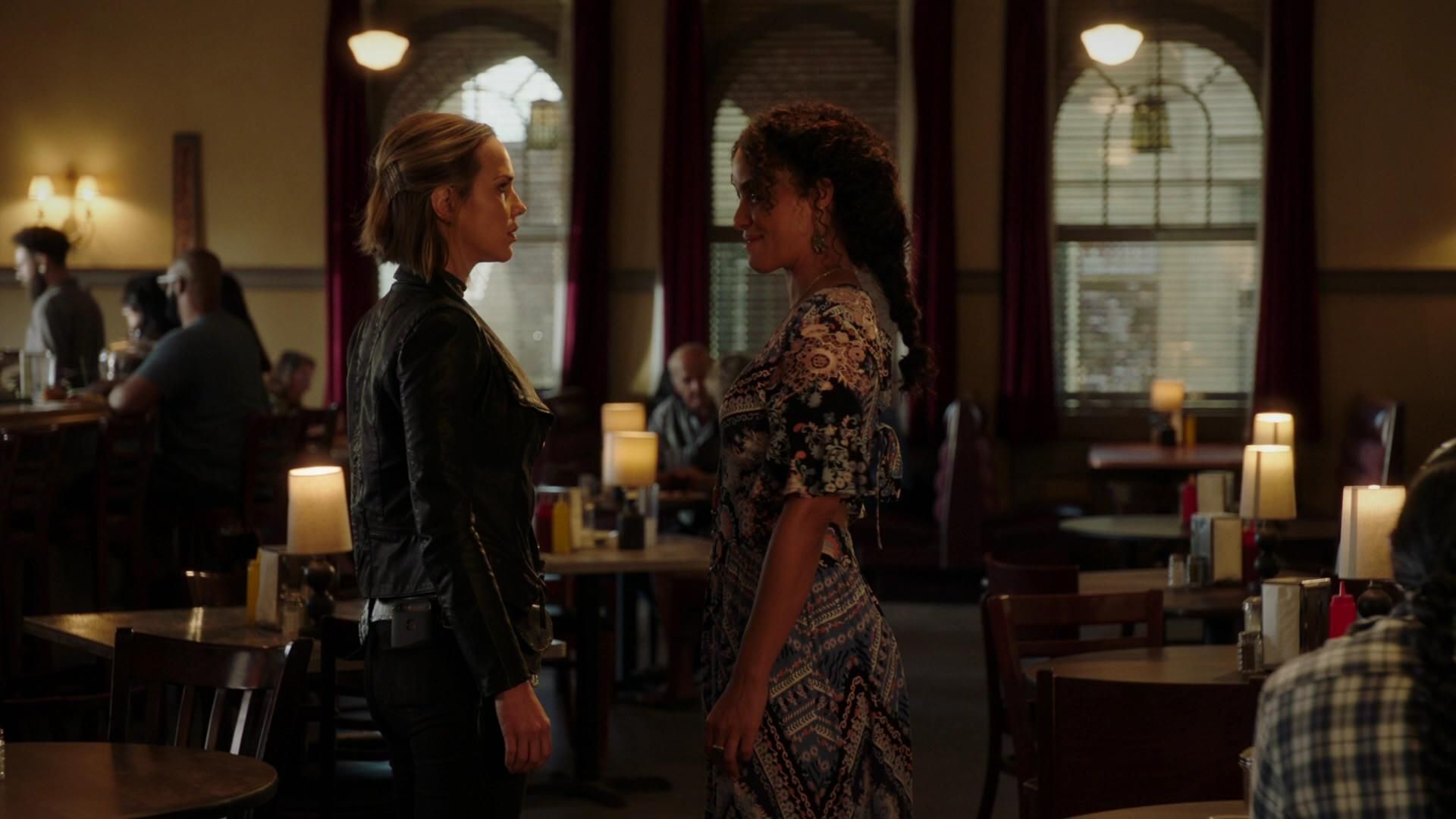 MidnightTexas-S02E04-384.jpg