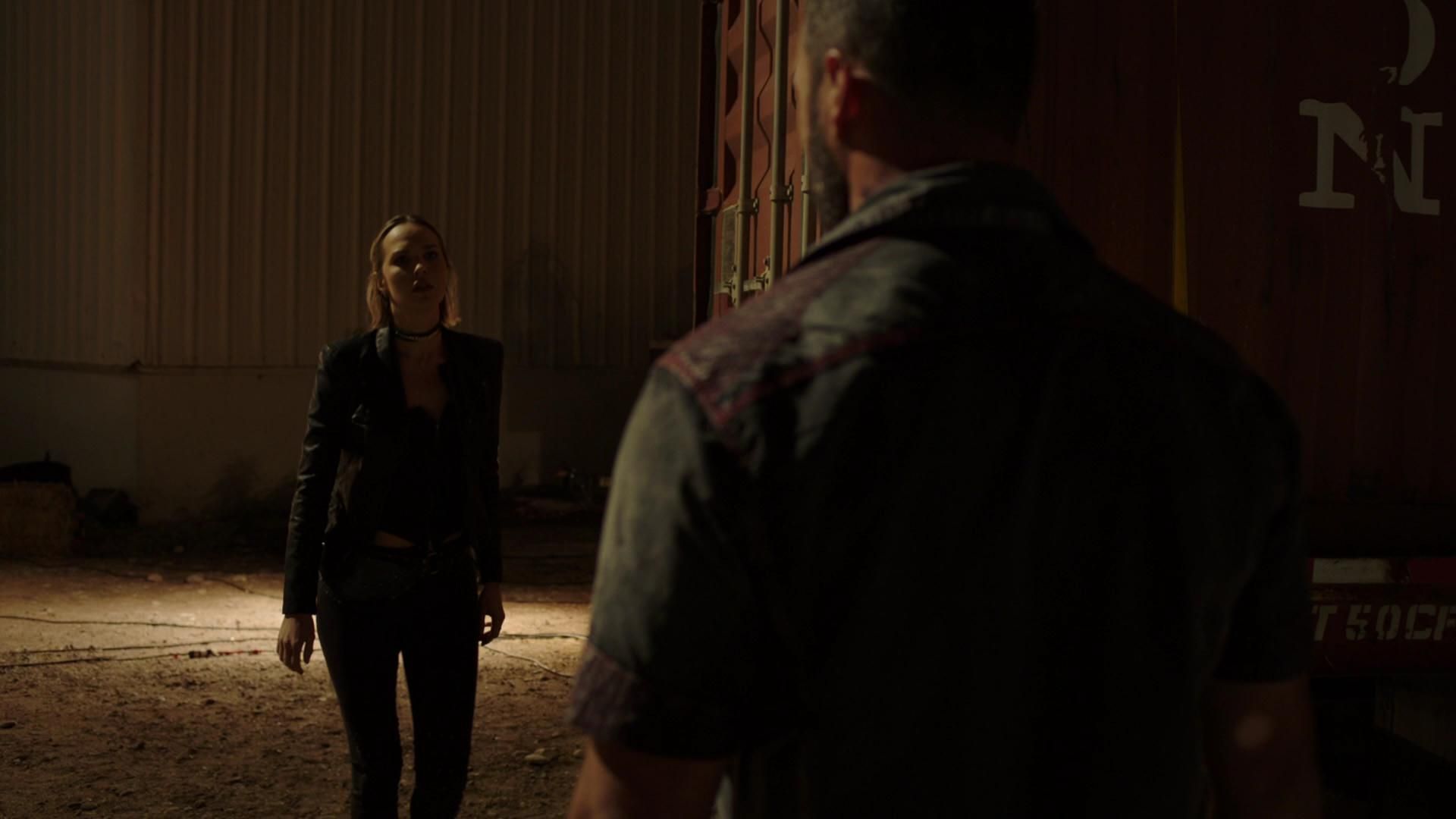 MidnightTexas-S02E04-412.jpg