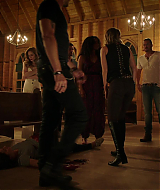 MidnightTexas-S02E04-027.jpg