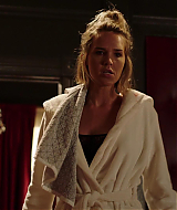 MidnightTexas-S02E04-109.jpg