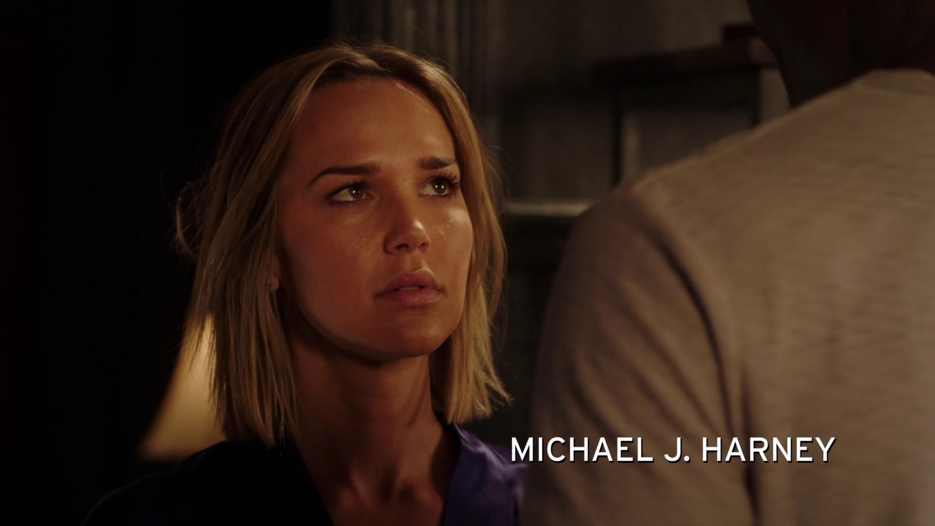 MidnightTexas-S02E05-076.jpg