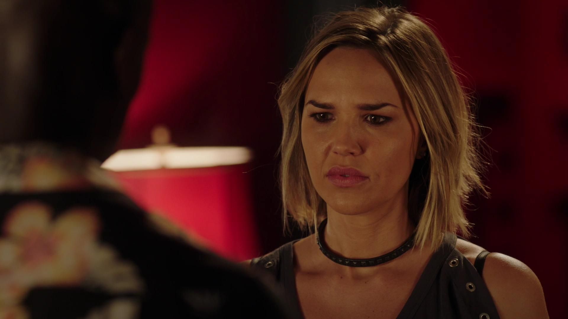 MidnightTexas-S02E05-131.jpg