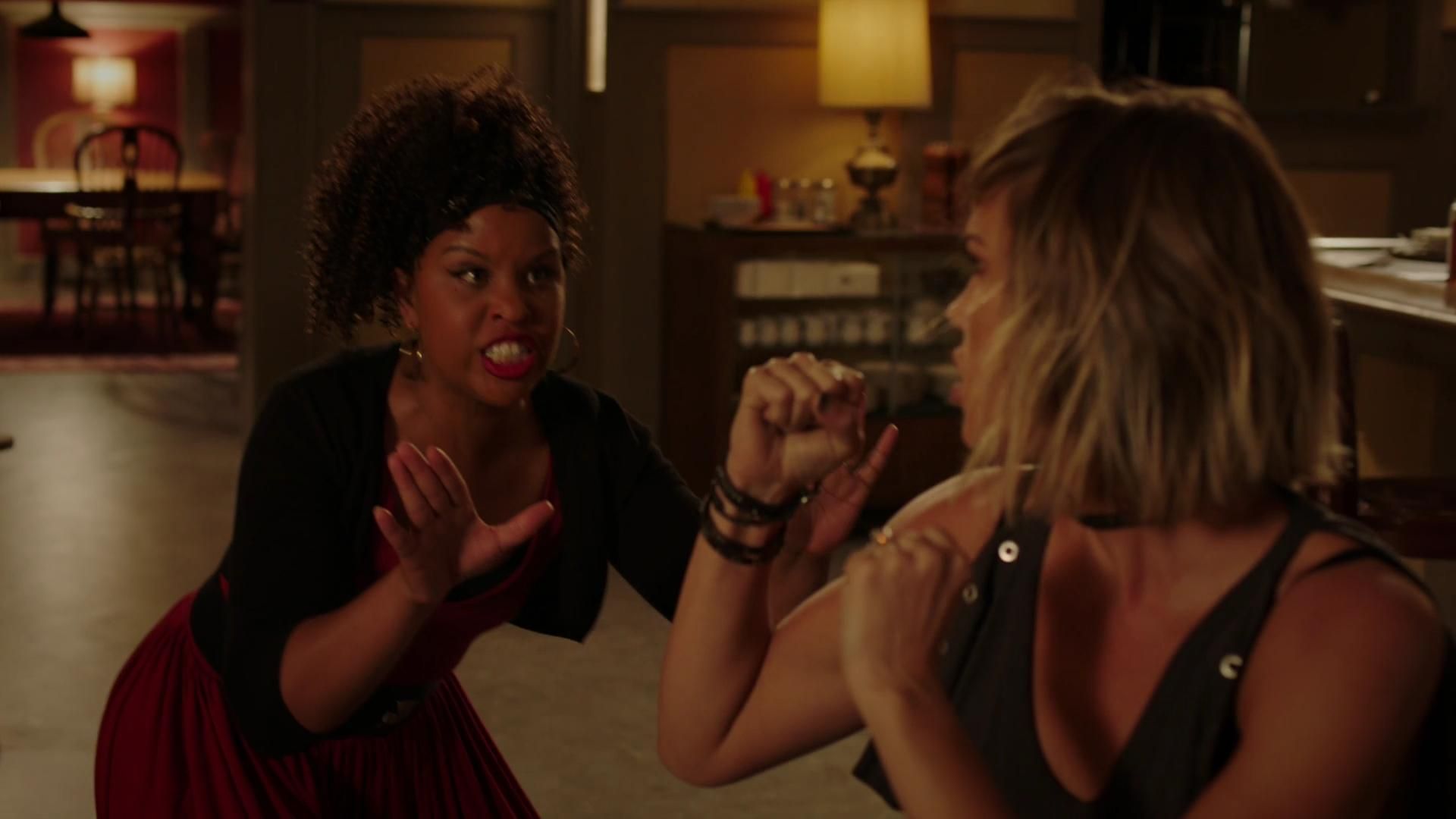 MidnightTexas-S02E05-182.jpg