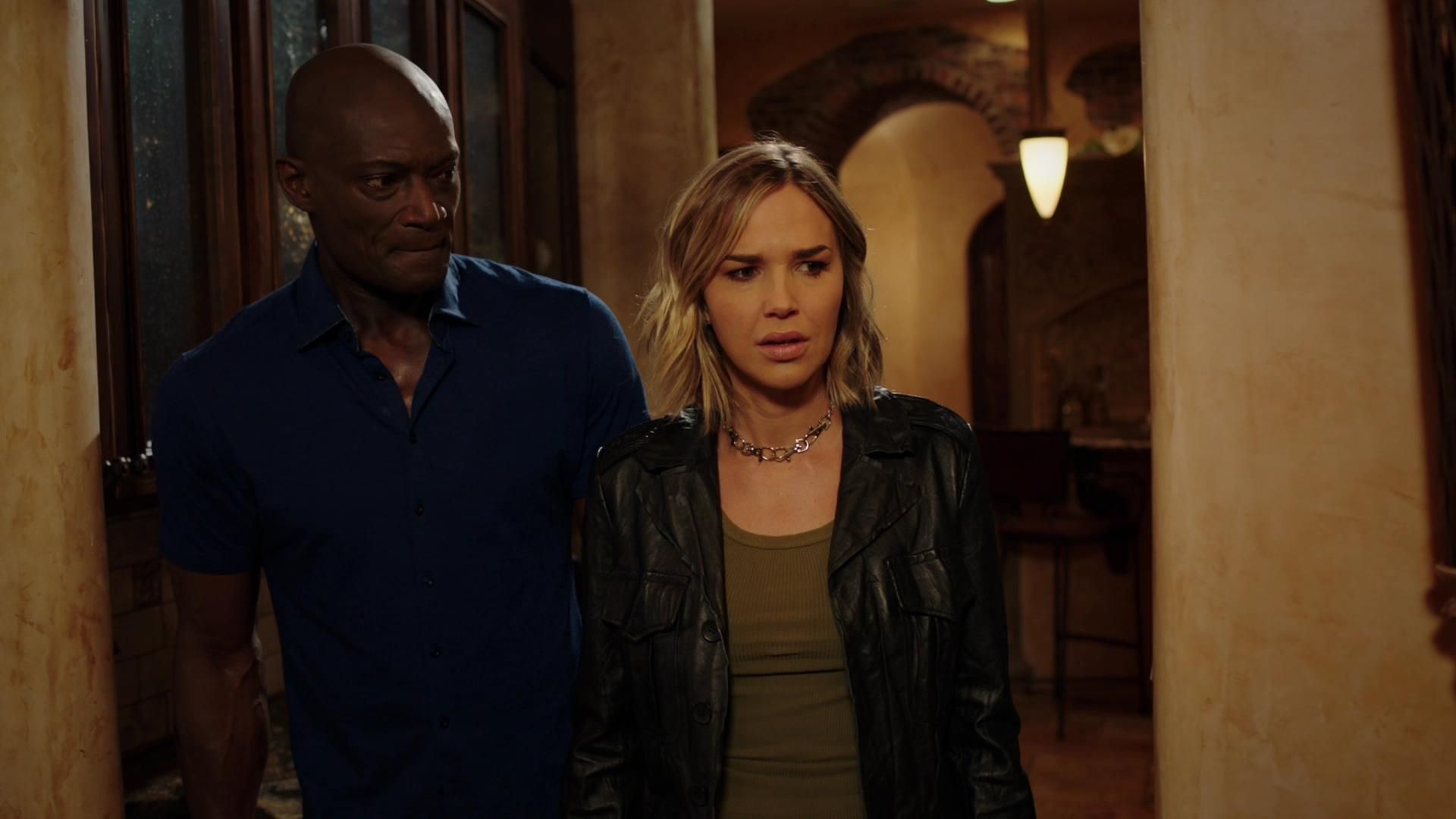 MidnightTexas-S02E05-248.jpg