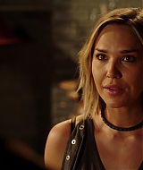 MidnightTexas-S02E05-109.jpg