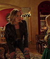 MidnightTexas-S02E05-257.jpg