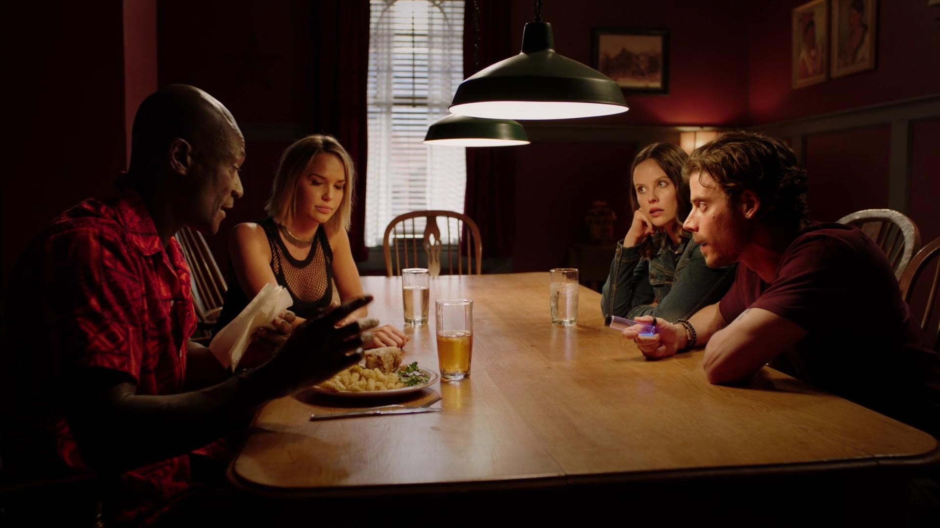 MidnightTexas-S02E06-024.jpg