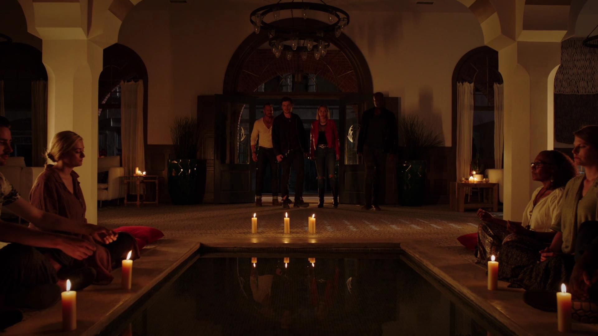 MidnightTexas-S02E06-156.jpg