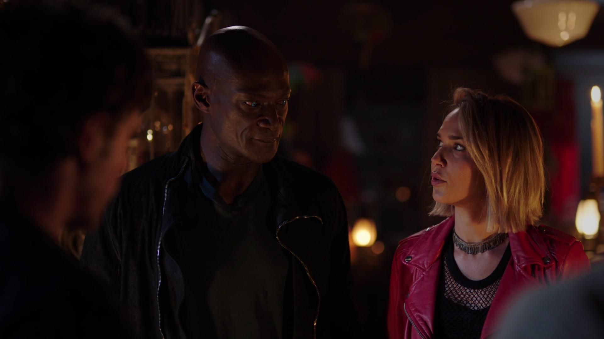 MidnightTexas-S02E06-184.jpg