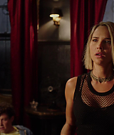 MidnightTexas-S02E06-108.jpg