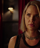 MidnightTexas-S02E06-113.jpg