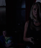 MidnightTexas-S02E06-116.jpg