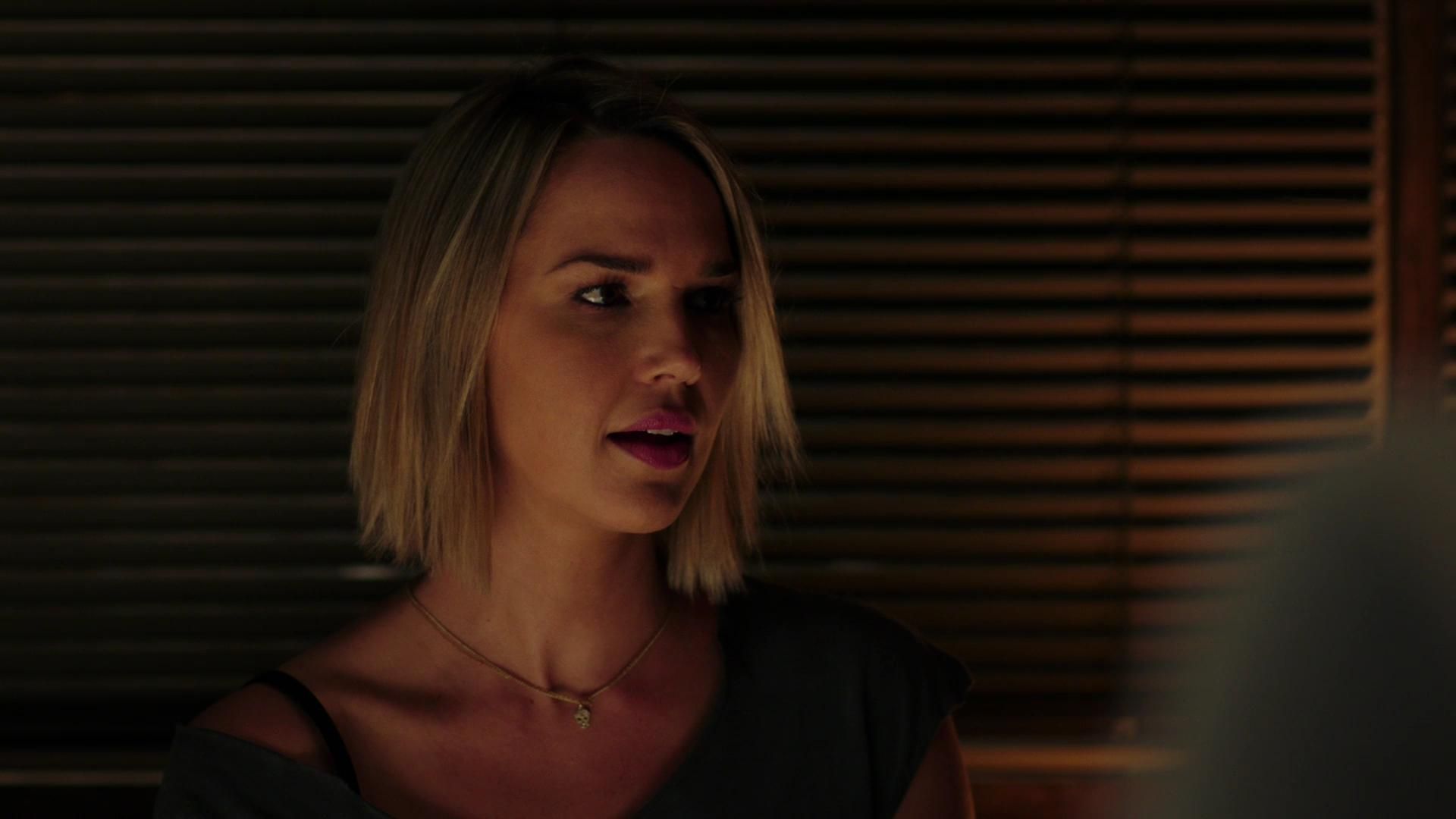 MidnightTexas-S02E07-158.jpg