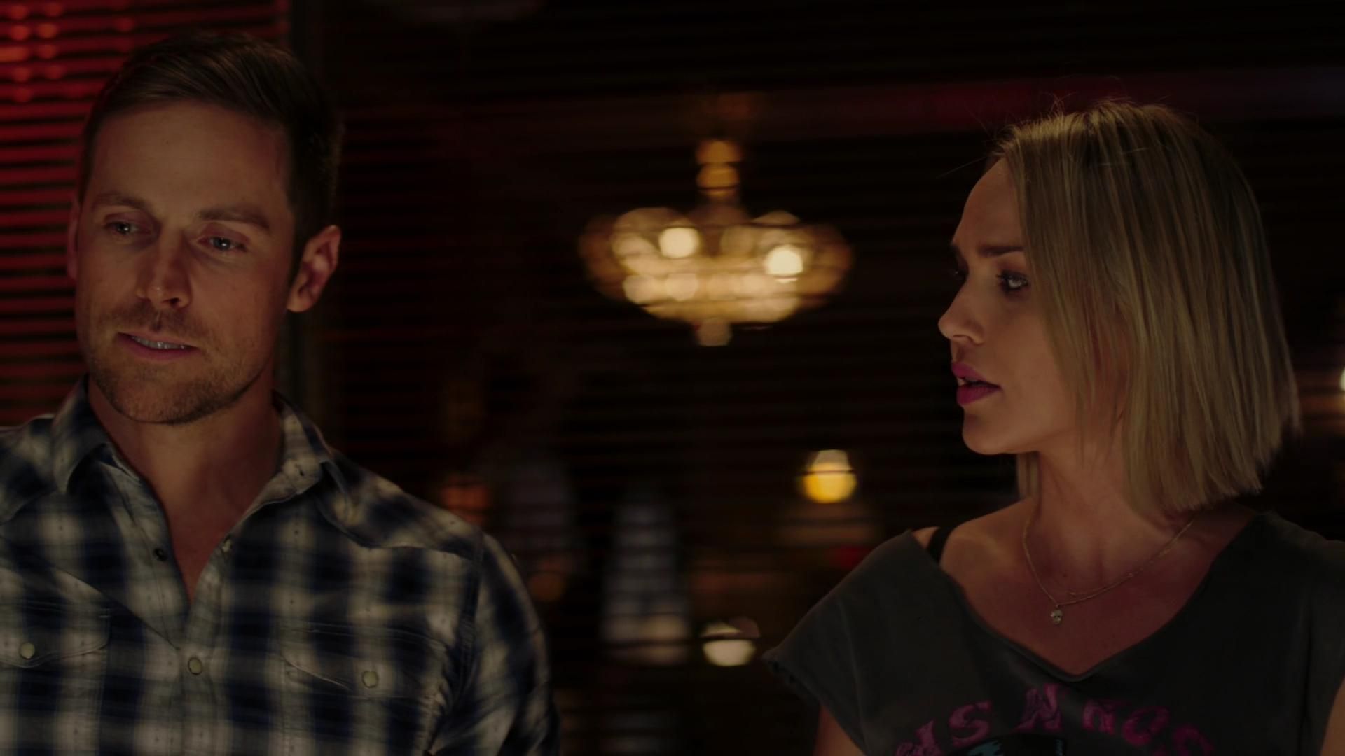 MidnightTexas-S02E07-172.jpg