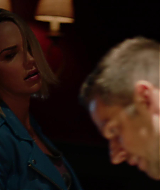 MidnightTexas-S02E07-209.jpg