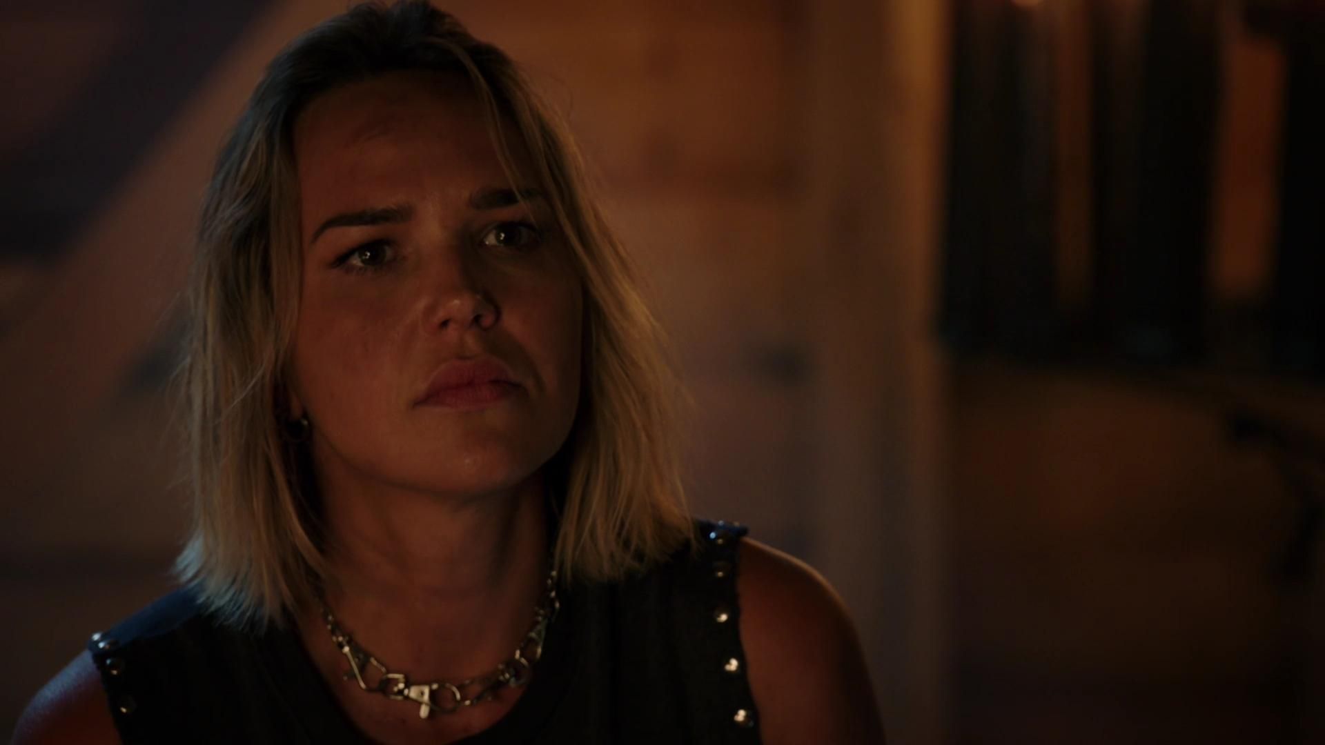MidnightTexas-S02E08-171.jpg