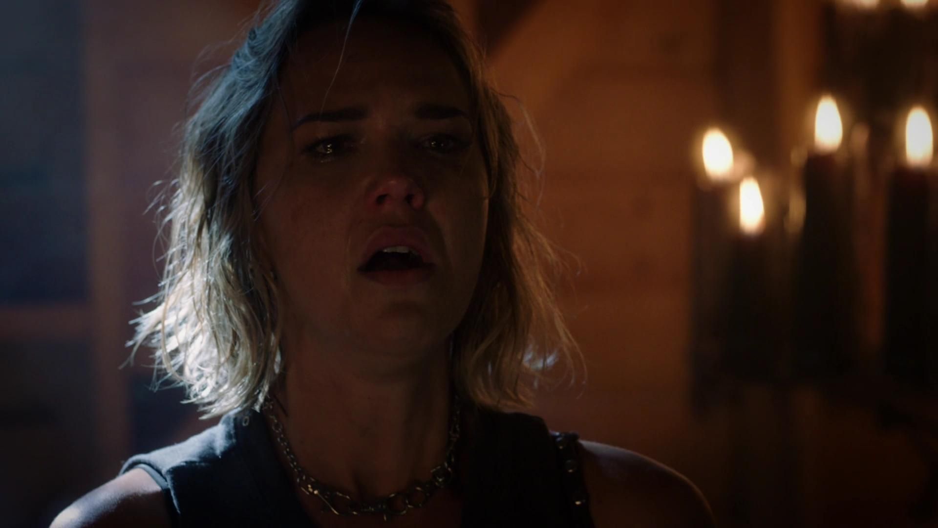 MidnightTexas-S02E09-013.jpg