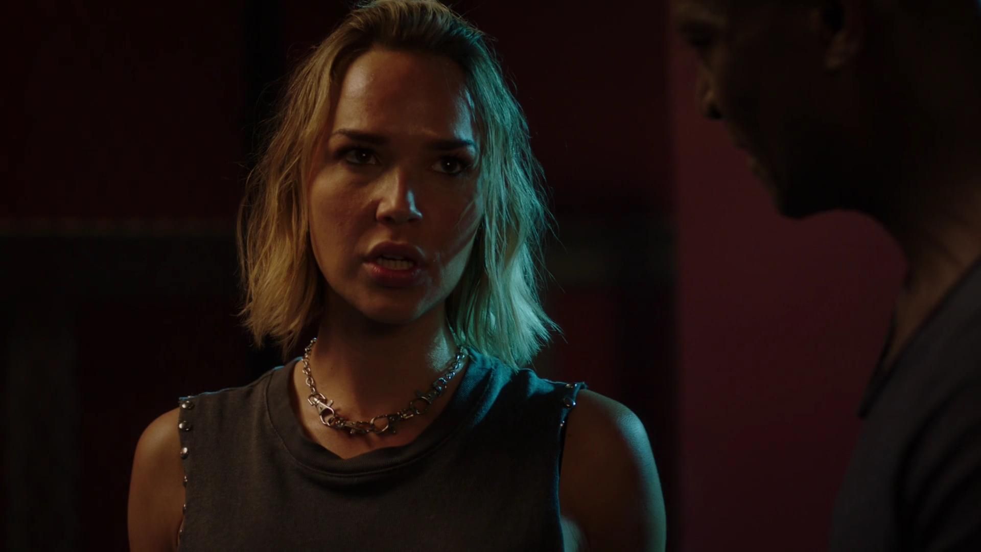 MidnightTexas-S02E09-071.jpg