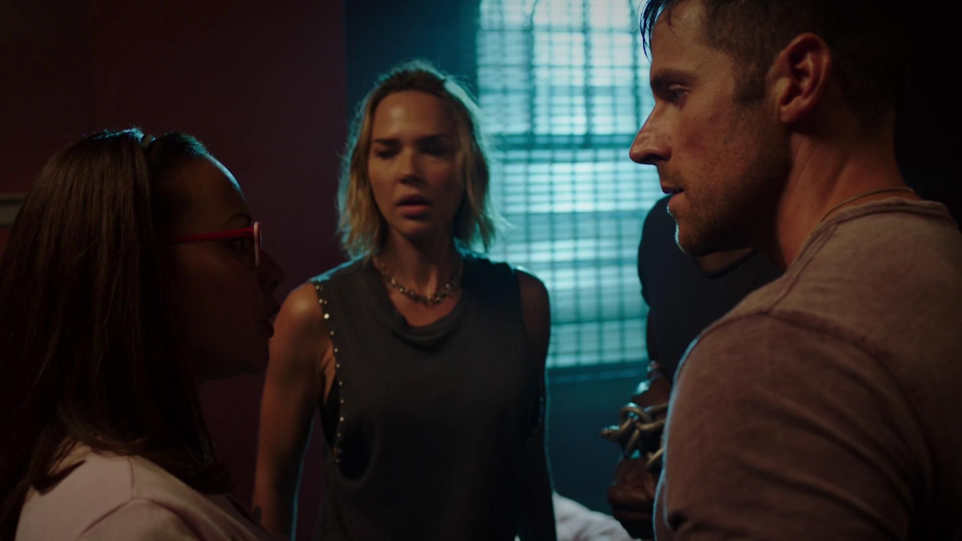 MidnightTexas-S02E09-082.jpg