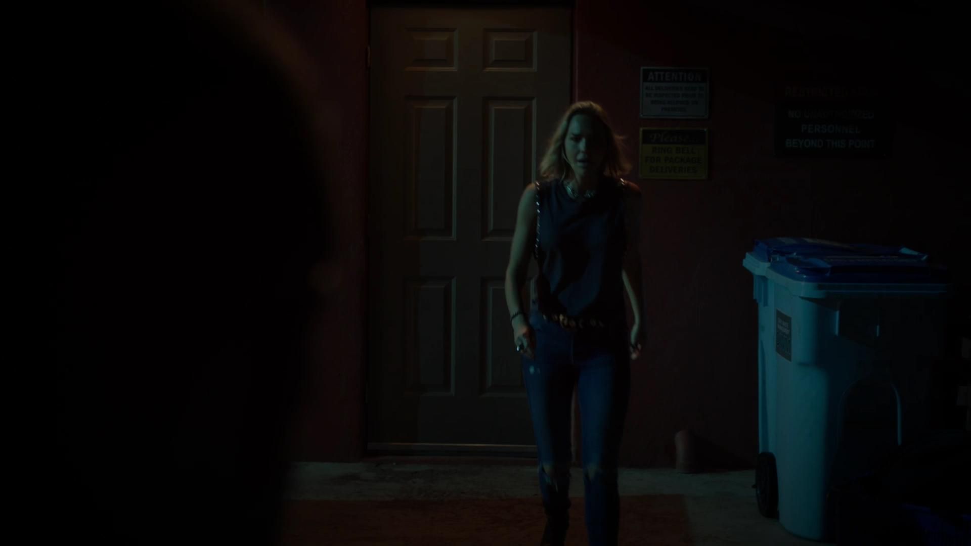 MidnightTexas-S02E09-103.jpg