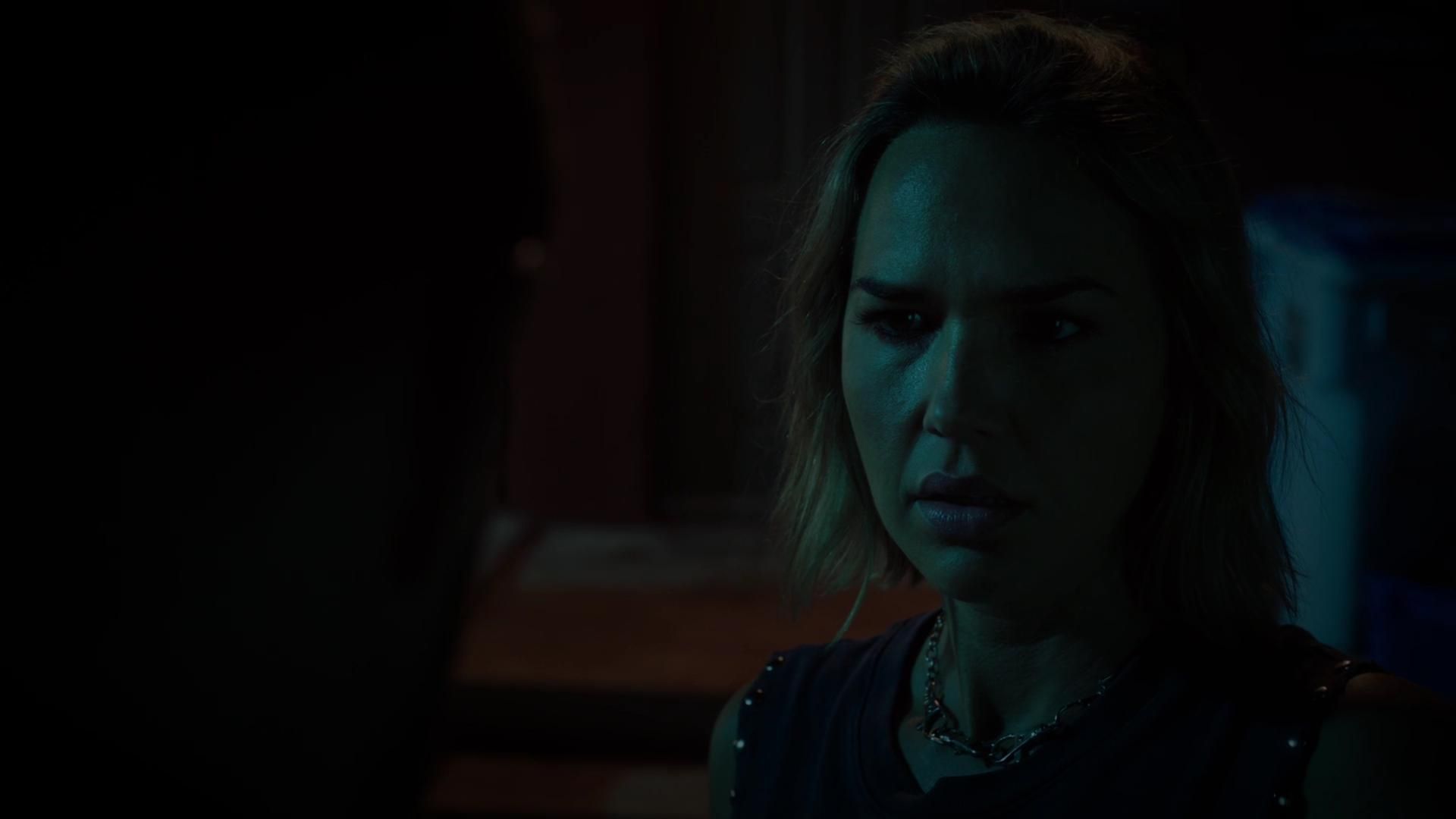 MidnightTexas-S02E09-108.jpg
