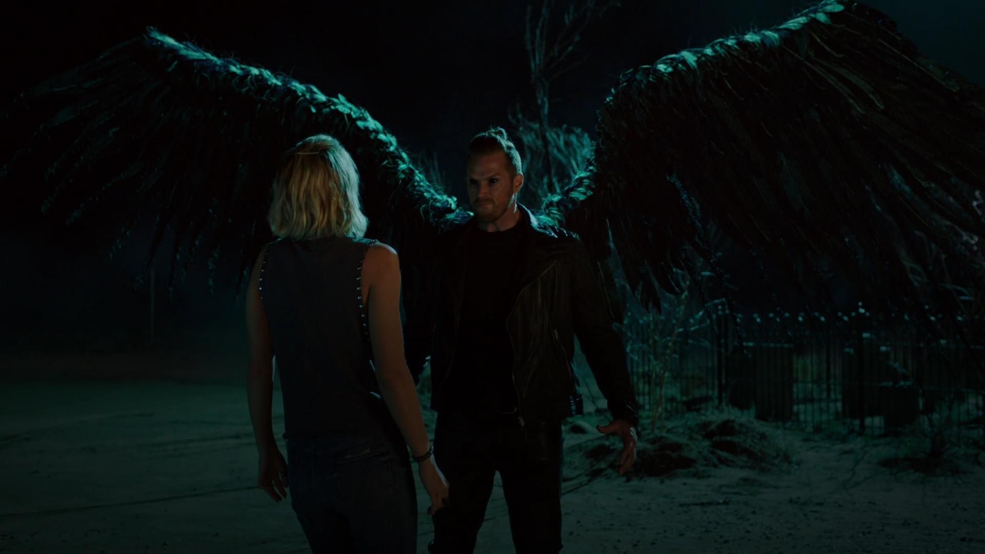 MidnightTexas-S02E09-111.jpg