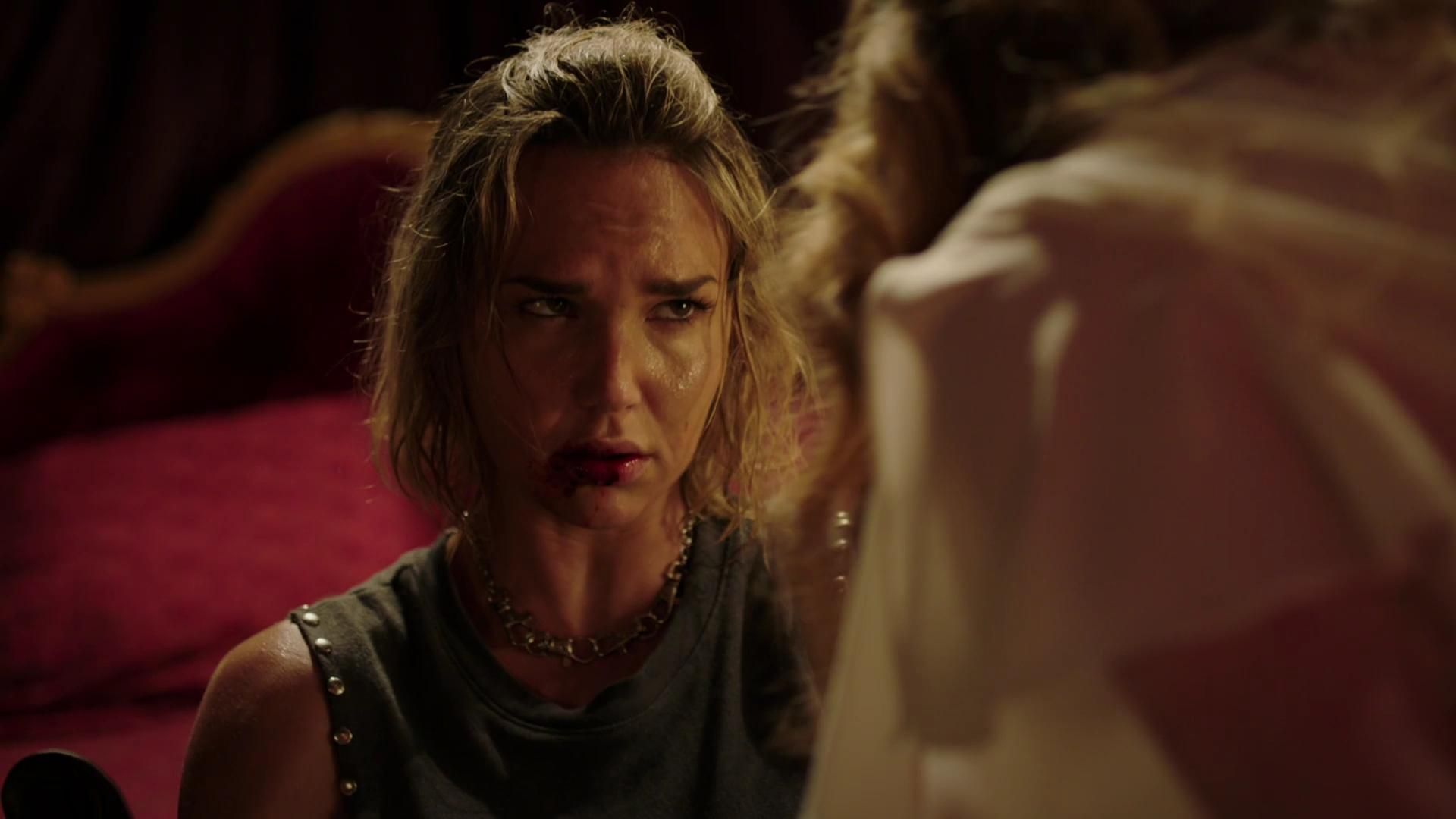 MidnightTexas-S02E09-117.jpg