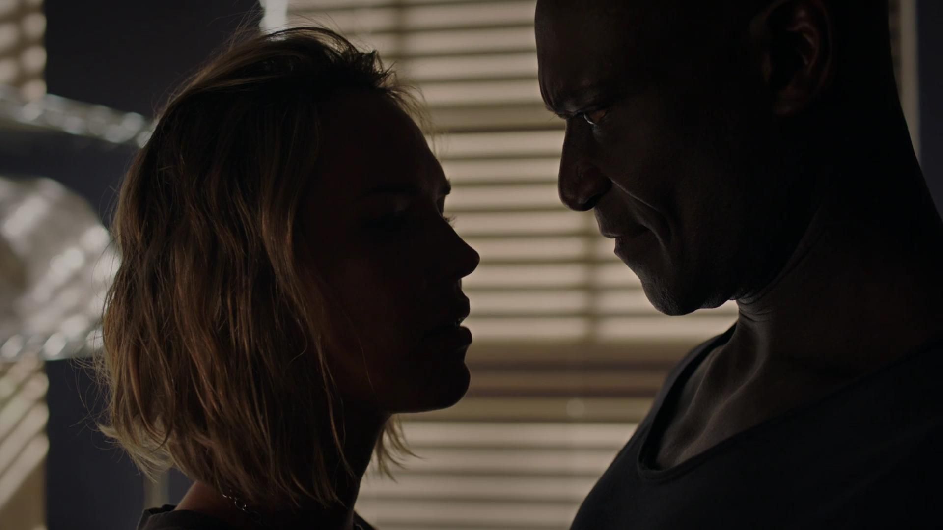 MidnightTexas-S02E09-147.jpg