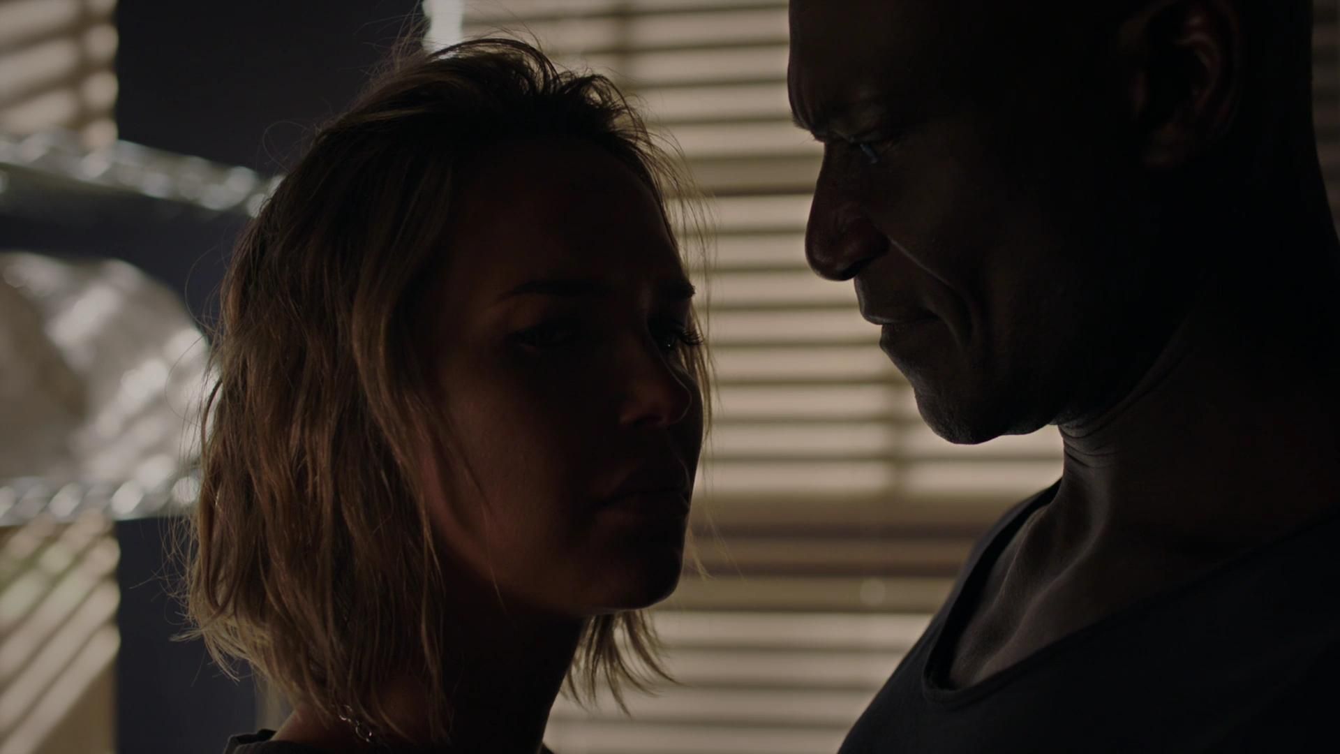 MidnightTexas-S02E09-149.jpg