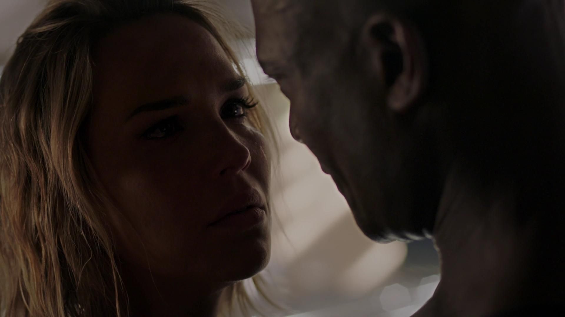 MidnightTexas-S02E09-160.jpg