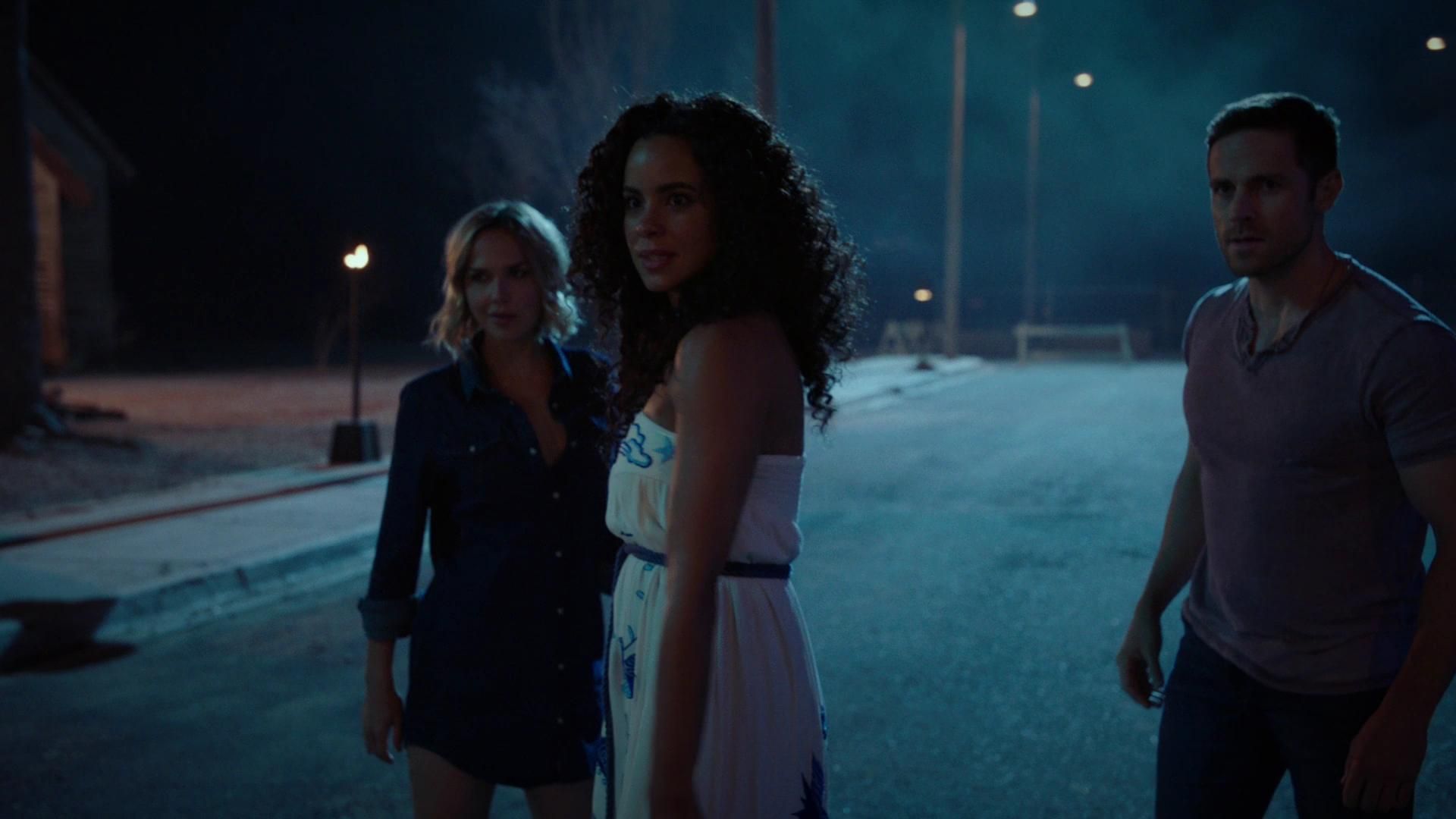 MidnightTexas-S02E09-236.jpg
