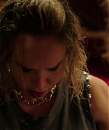 MidnightTexas-S02E09-113.jpg